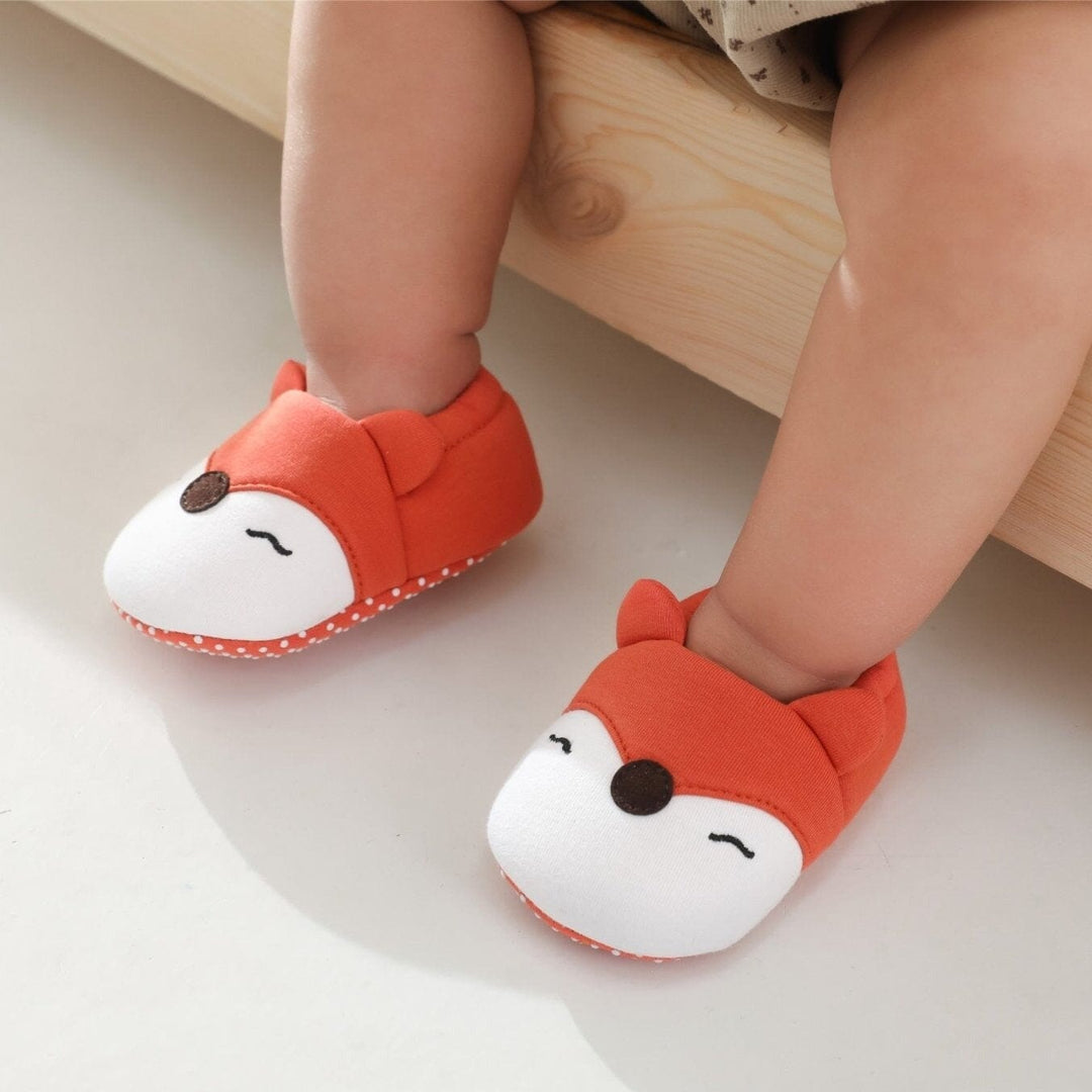 Newborn Winter Booties with Cartoon Animal Pattern