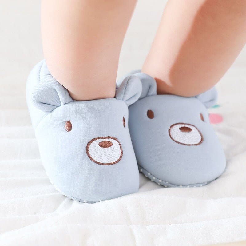 Newborn Winter Booties with Cartoon Animal Pattern