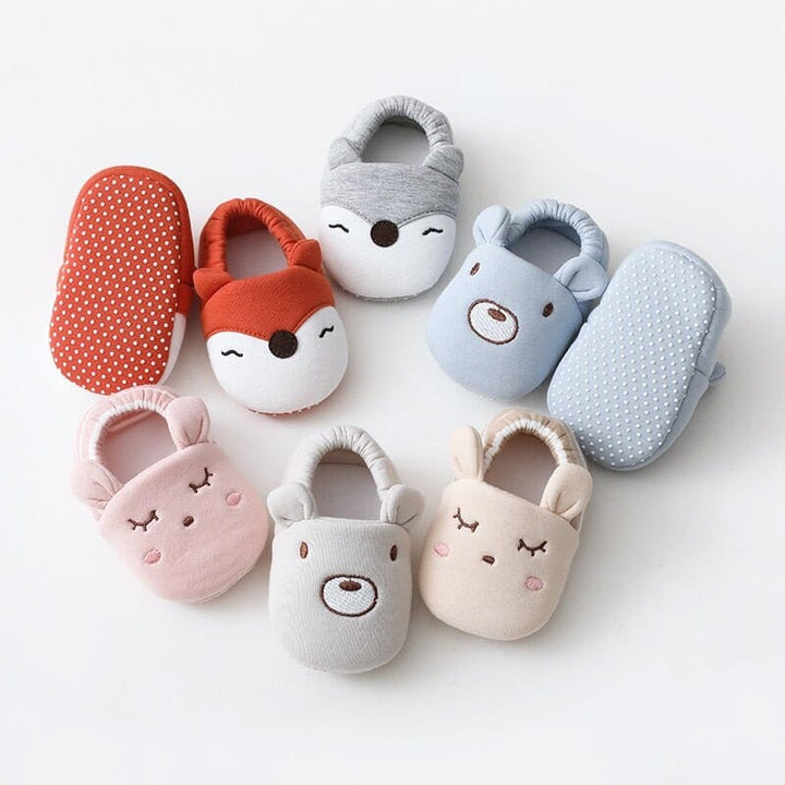 Newborn Winter Booties with Cartoon Animal Pattern